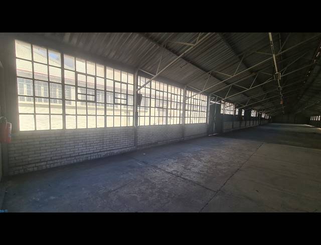 1,024M² WAREHOUSE TO LET IN BOKSBURG EAST